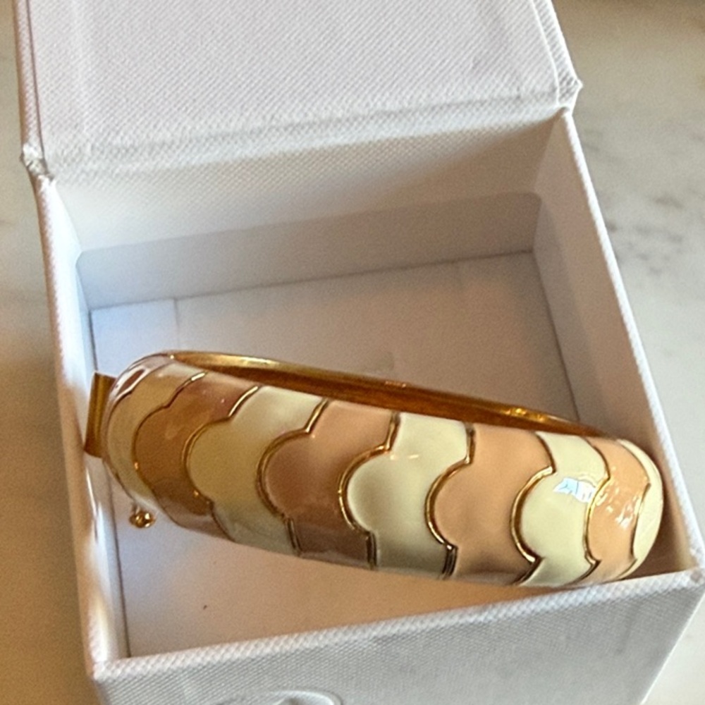 J Crew Gold-Tone Cream & Tan Enamel Statement Bracelet